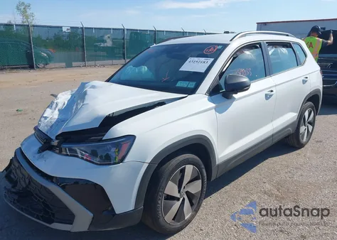 2025 Volkswagen Taos 1.5T S из США, поврежденный, VIN 3VV8C7B22SM012573